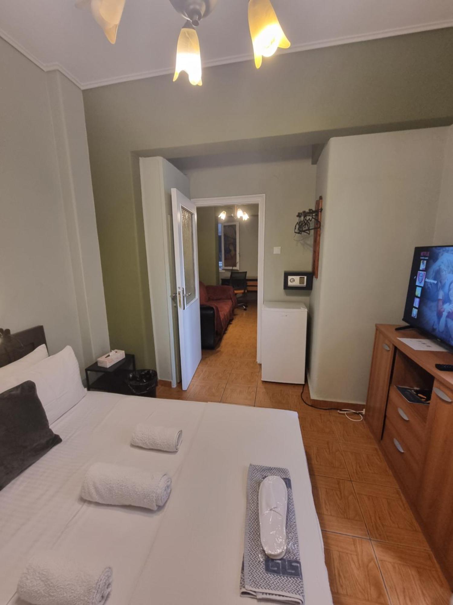 Homestay Oscar Athens